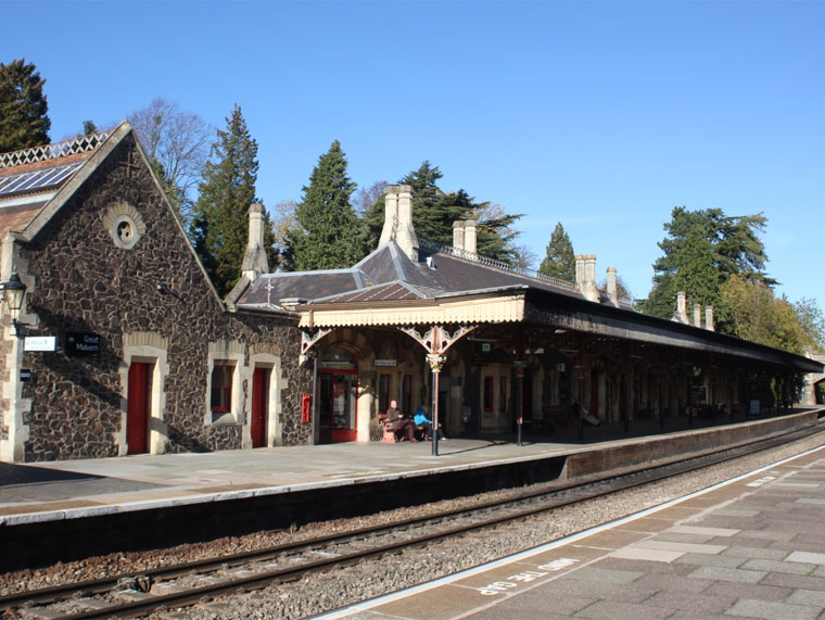 Great-Malvern-Station-by-Geof-Sheppard