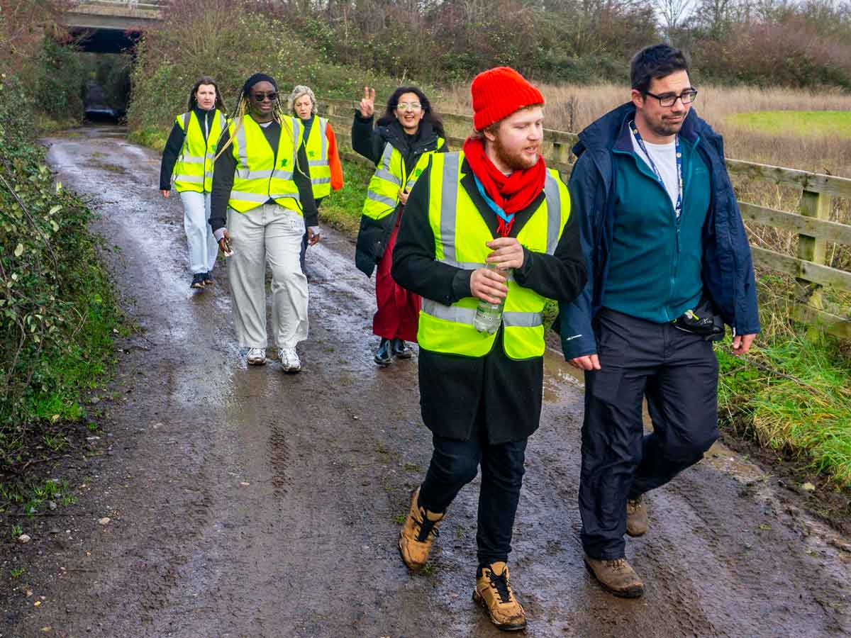 Wellbeing-walks-country-lane